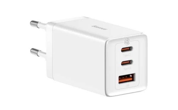Baseus GaN5 Pro 2xUSB-C + USB-verkkolaturi, 65W (valkoinen)