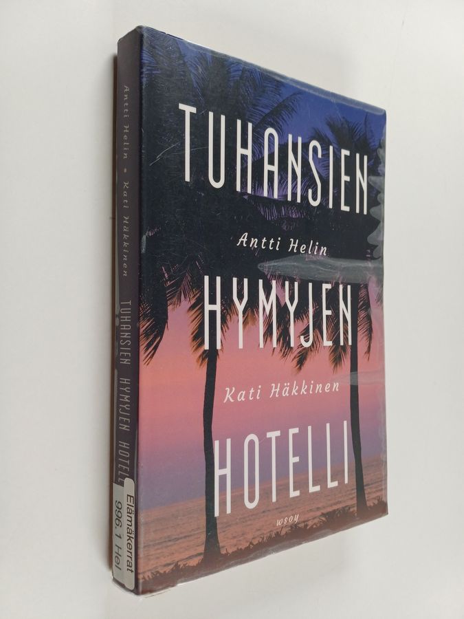 Tuhansien hymyjen hotelli