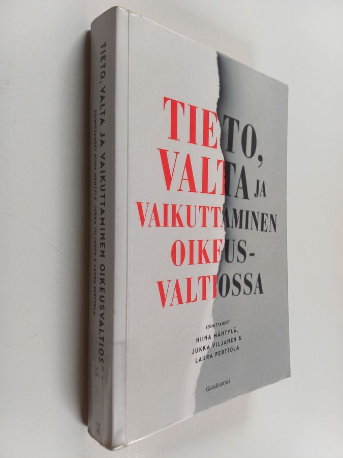 Tieto, valta ja vaikuttaminen oikeusvaltiossa