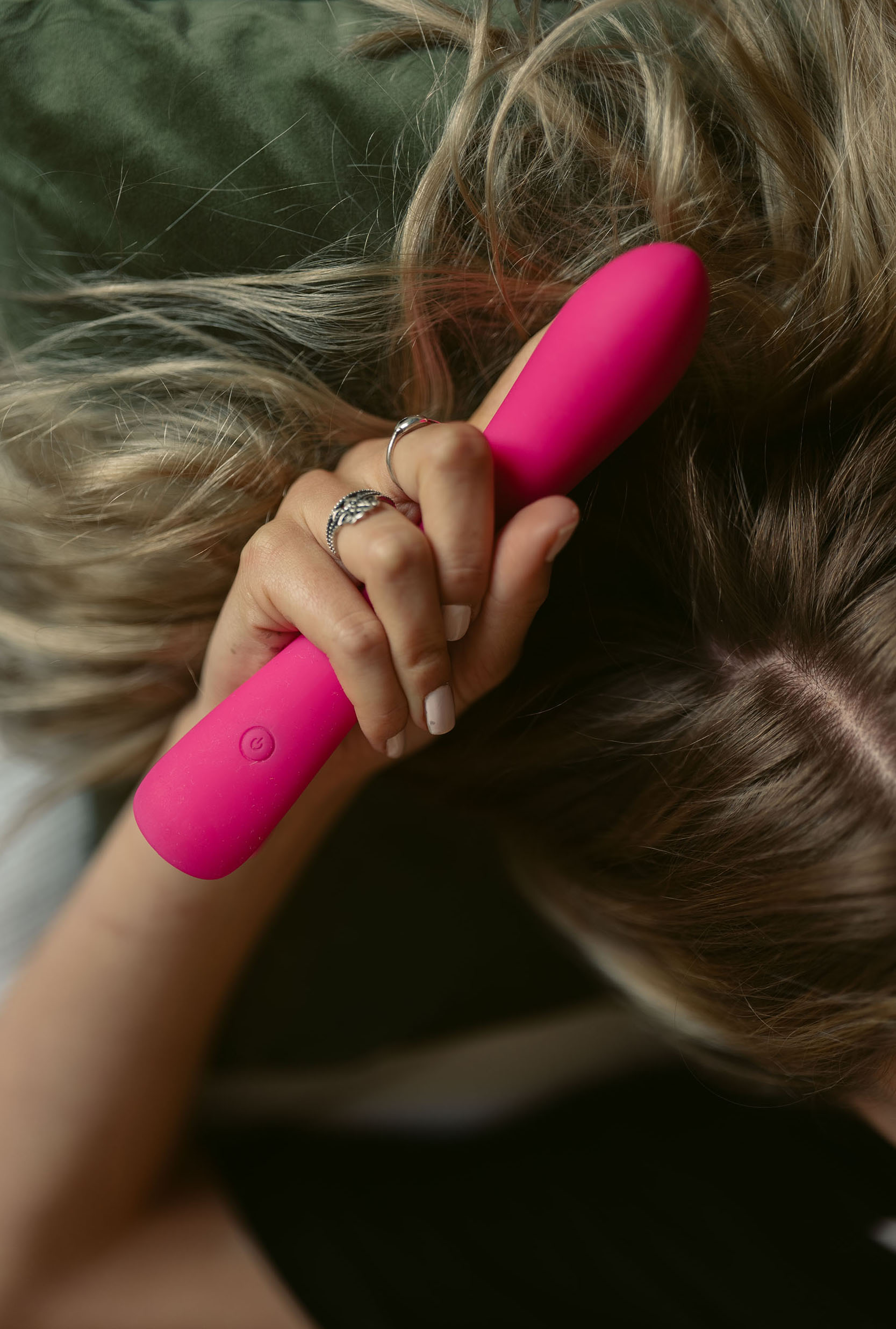 One-Hand Vibrating G-Spot Dildo 20 cm G-piste vibraattori