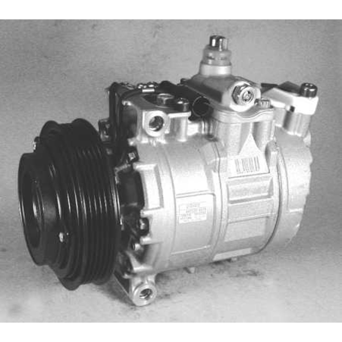 Ilmastoinnin kompressori NRF 32605
