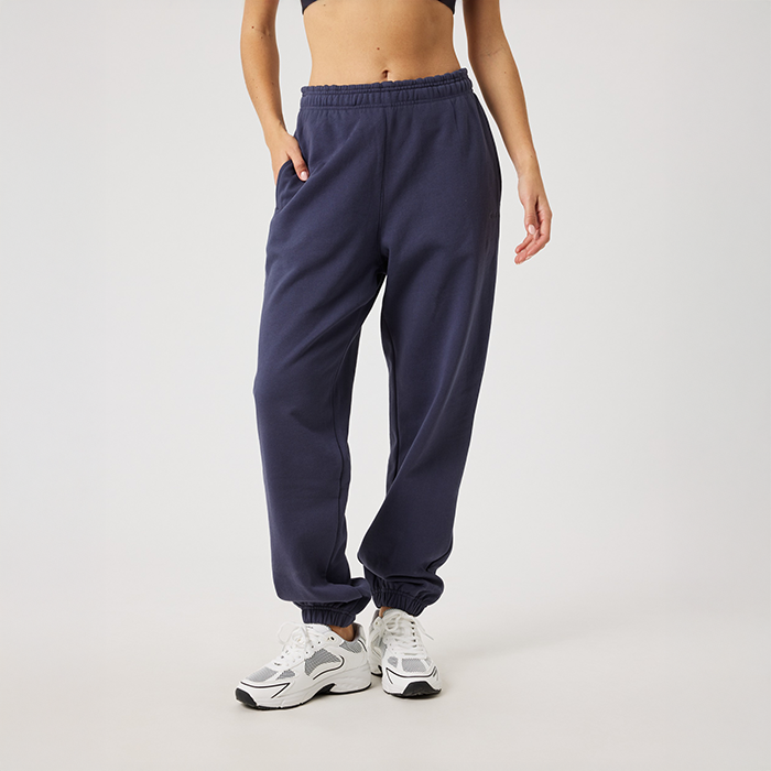 Studio Oversized Sweatpants