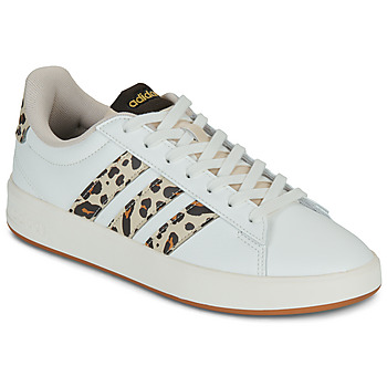 ADIDAS SPORTSWEAR Matalavartiset tennarit 'GRAND COURT 3.0' beige / musta / valkoinen