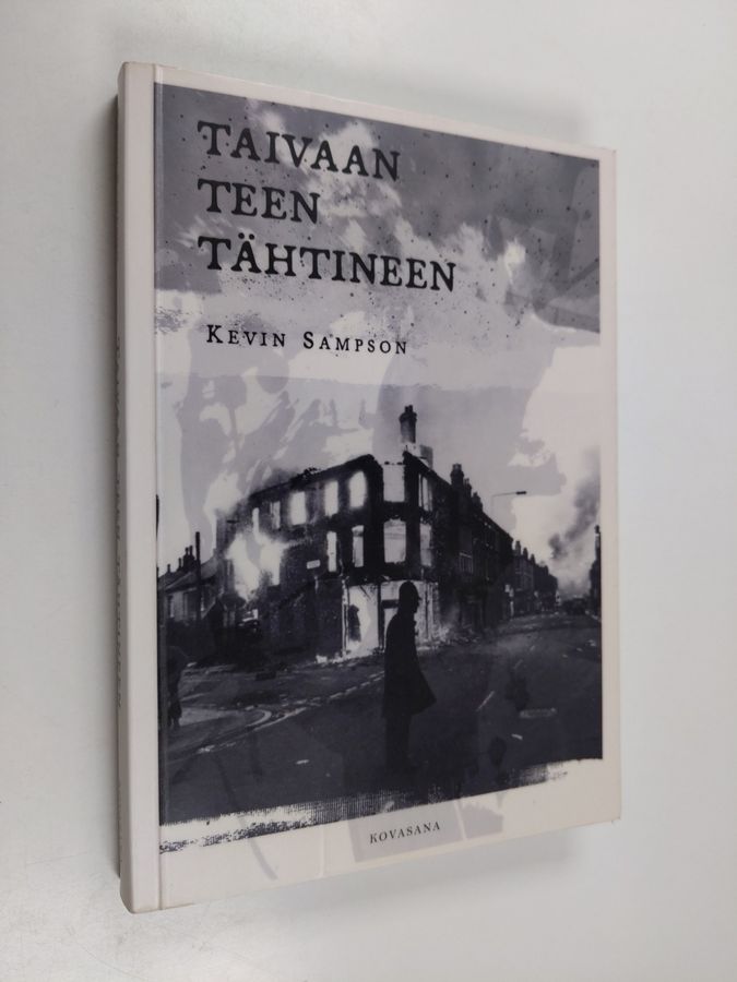 Taivaan teen tähtineen
