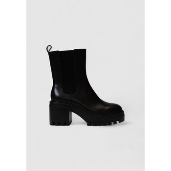 Calvin Klein Chelsea-bootsi 'Chunky' musta