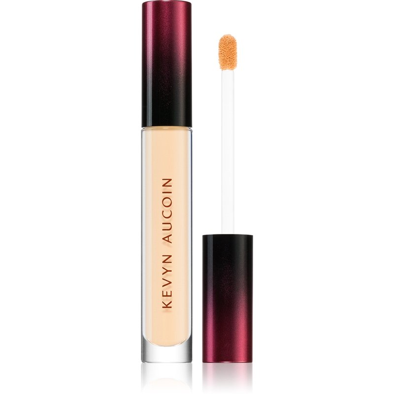 Kevyn Aucoin The Etherealist Super Natural — nestemäinen peitevoide sävy 04 Medium 4,4ml