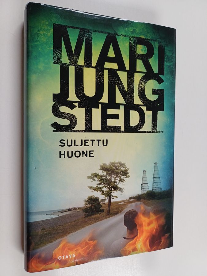 Suljettu huone