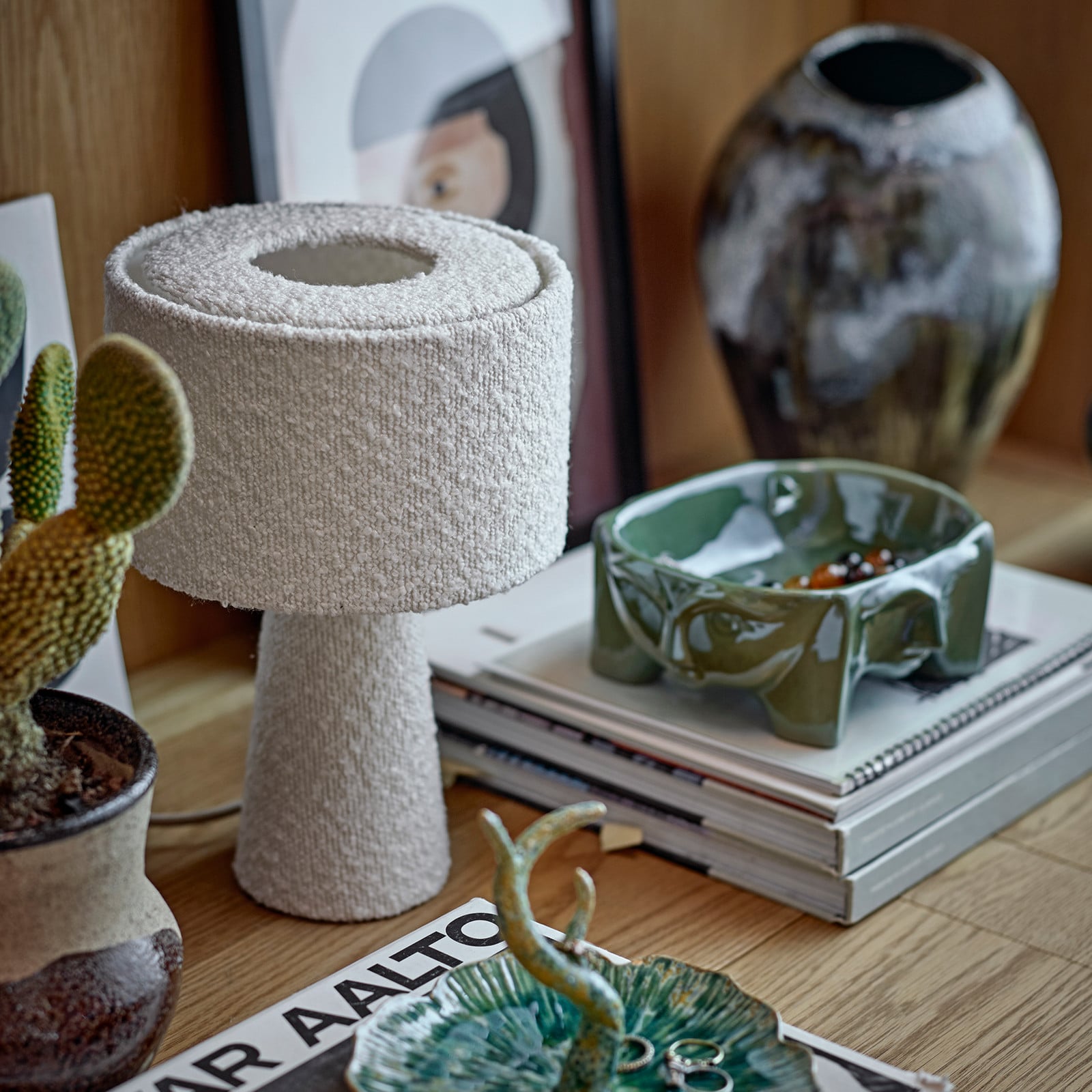 Emmie pöytävalaisin, polyesteri, boucle-tekstiili - BLOOMINGVILLE - Olohuone - Moderni - Kangas / tekstiili - Yksilamppuinen