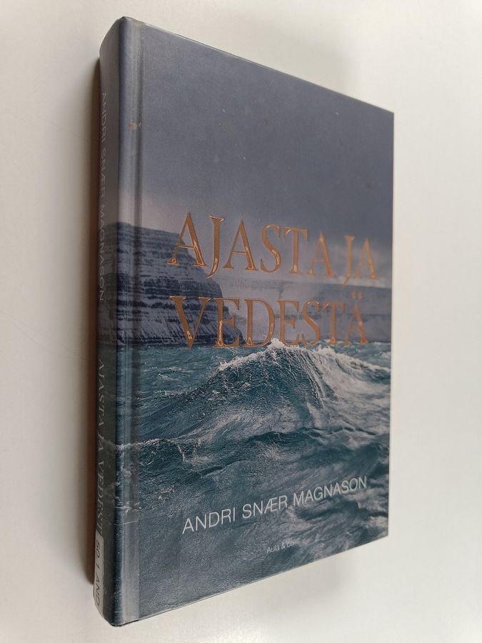 Ajasta ja vedestä