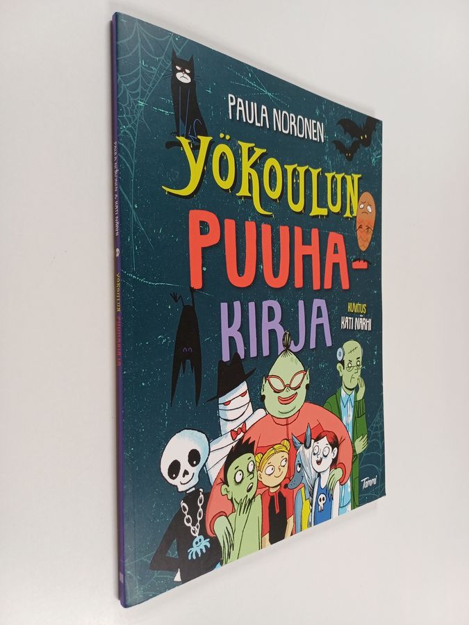 Yökoulun puuhakirja