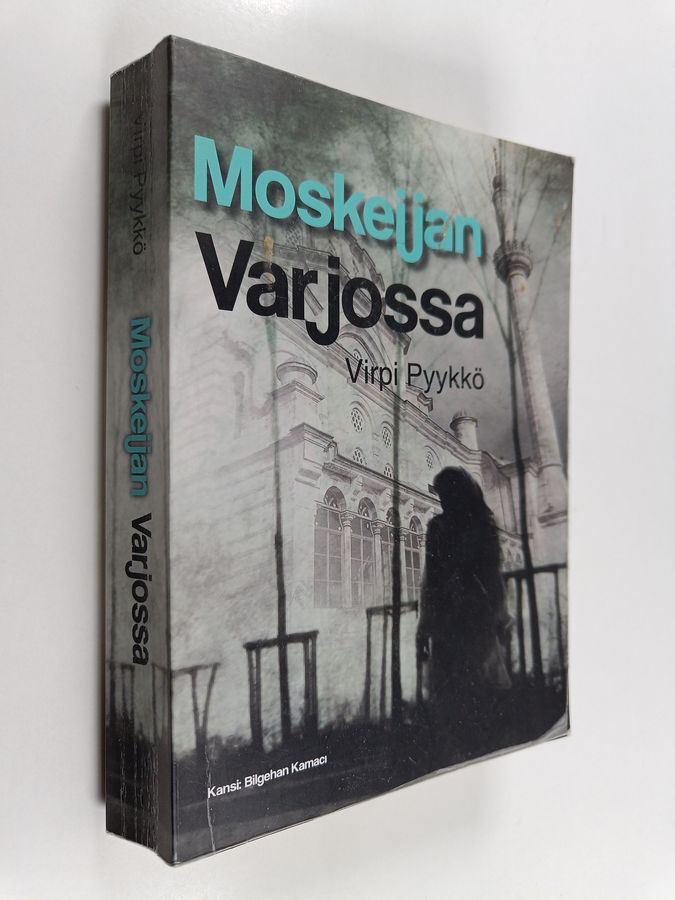 Moskeijan varjossa