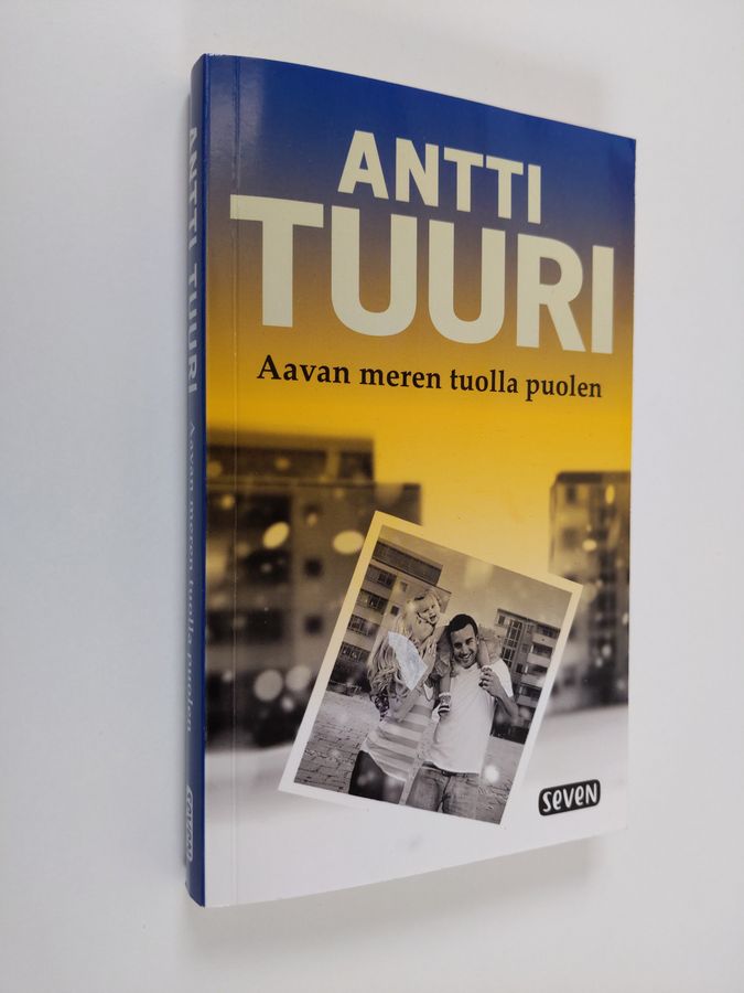 Aavan meren tuolla puolen