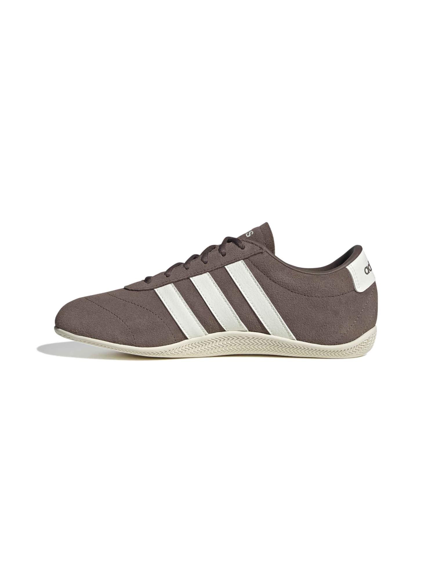 ADIDAS SPORTSWEAR Matalavartiset tennarit 'GRAND COURT' suklaa / valkoinen