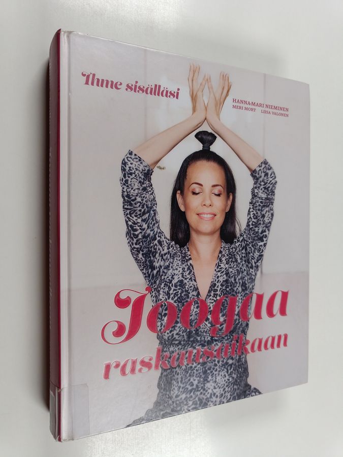 Joogaa raskausaikaan - Ihme sisälläsi