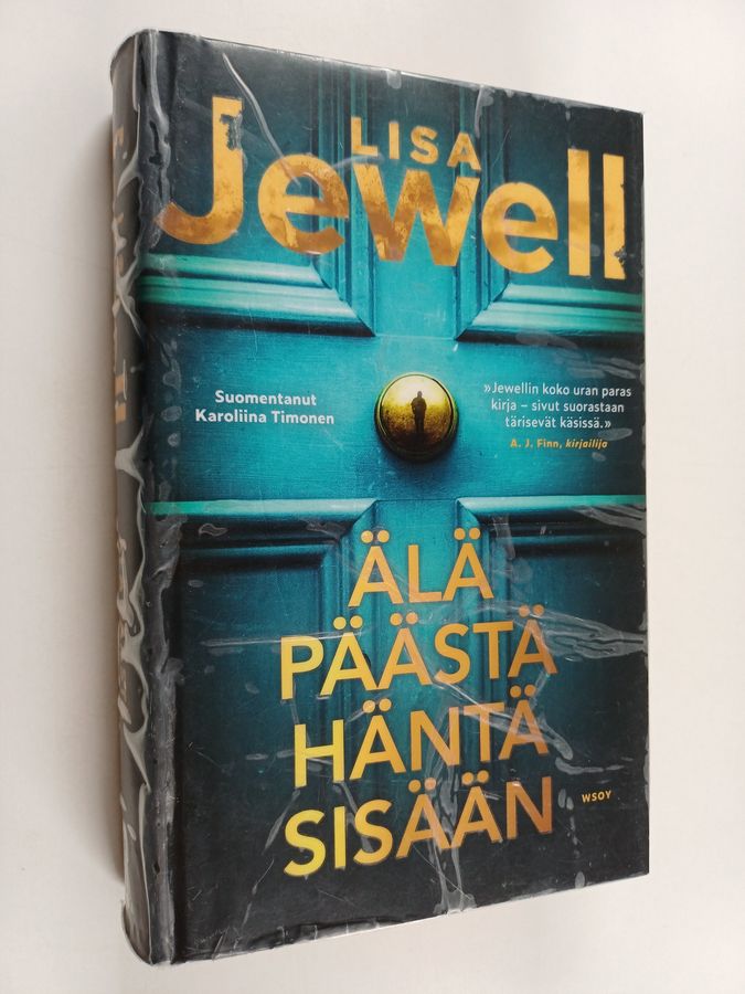 Älä päästä häntä sisään