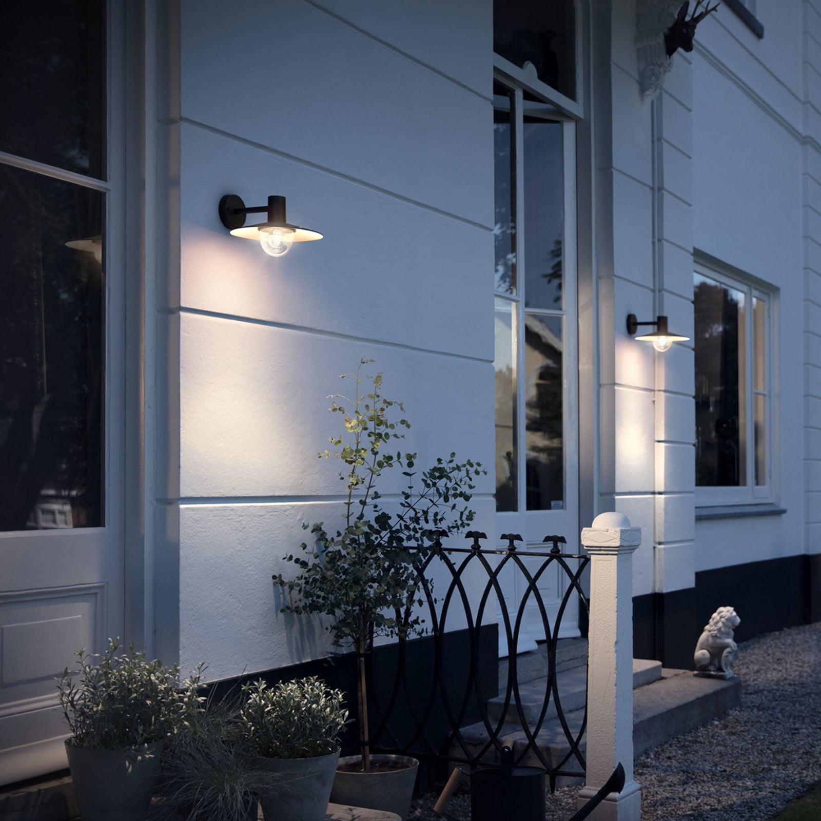 Philips myGarden Skua ulkoseinävalaisin 42W E27 (ei sisällä lamppua), Seinävalaistus ulkotiloihin, Musta, Metalli, Patio, Puutarha, I, Klassinen