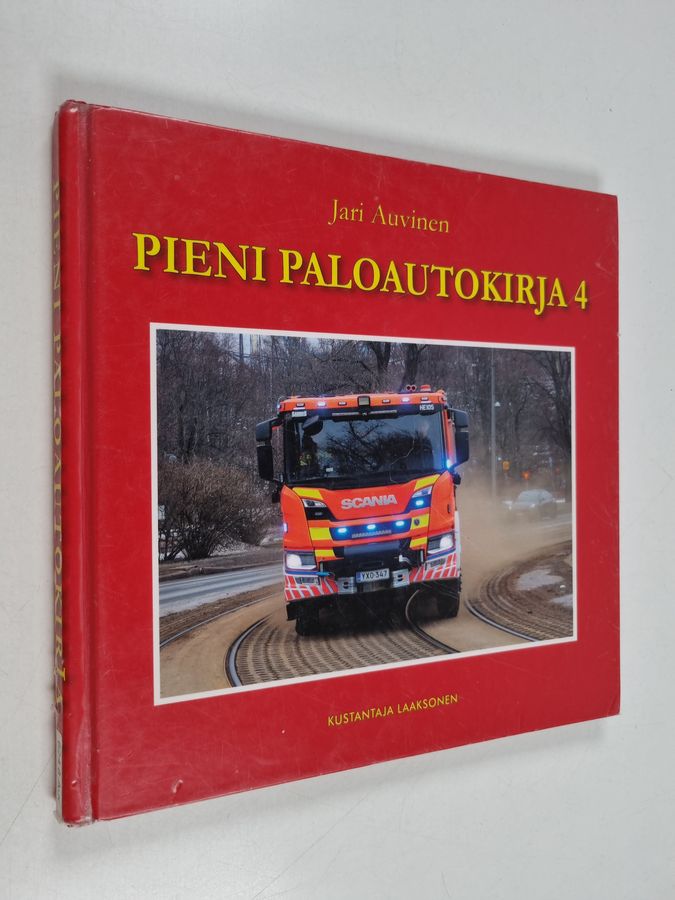 Pieni paloautokirja 4