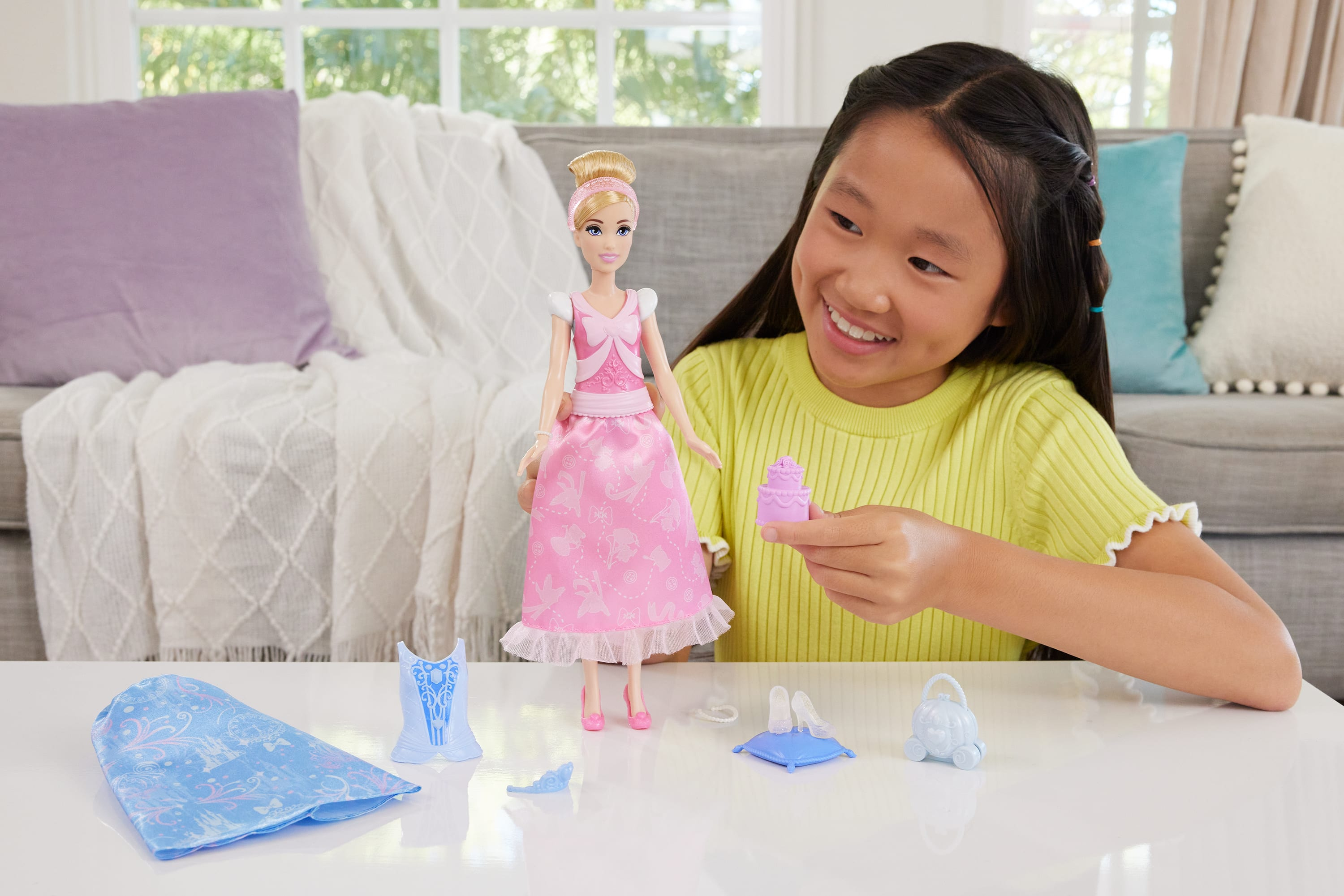 Disney Princess Storytelling Cinderella Doll