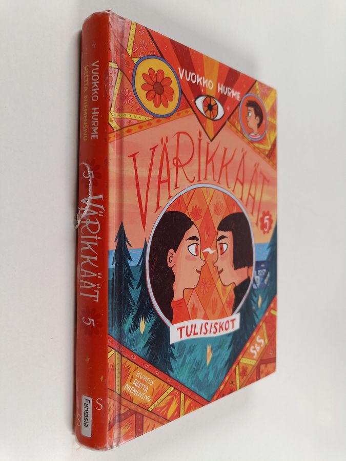 Värikkäät 5. Tulisiskot