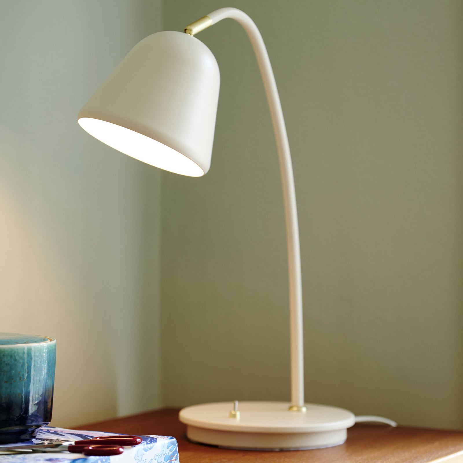 Fleur Pöytävalaisin Beige - Nordlux - Olohuone - Moderni - Metalli - Varjostimella