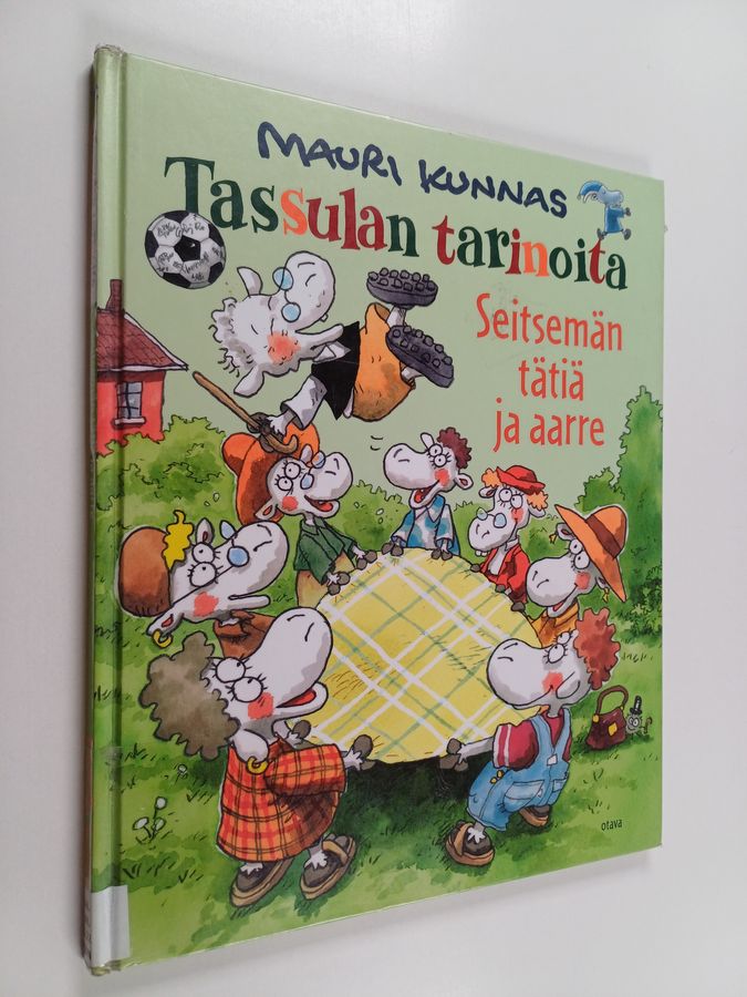 Seitsemän tätiä ja aarre