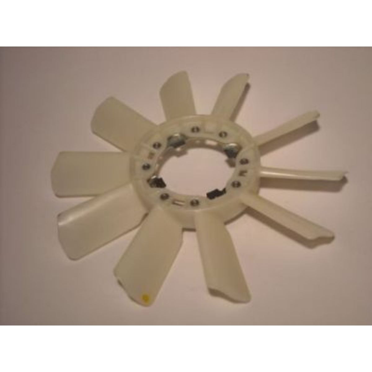 Tuuletin, mootorinjäähdytys AISIN FNT-020