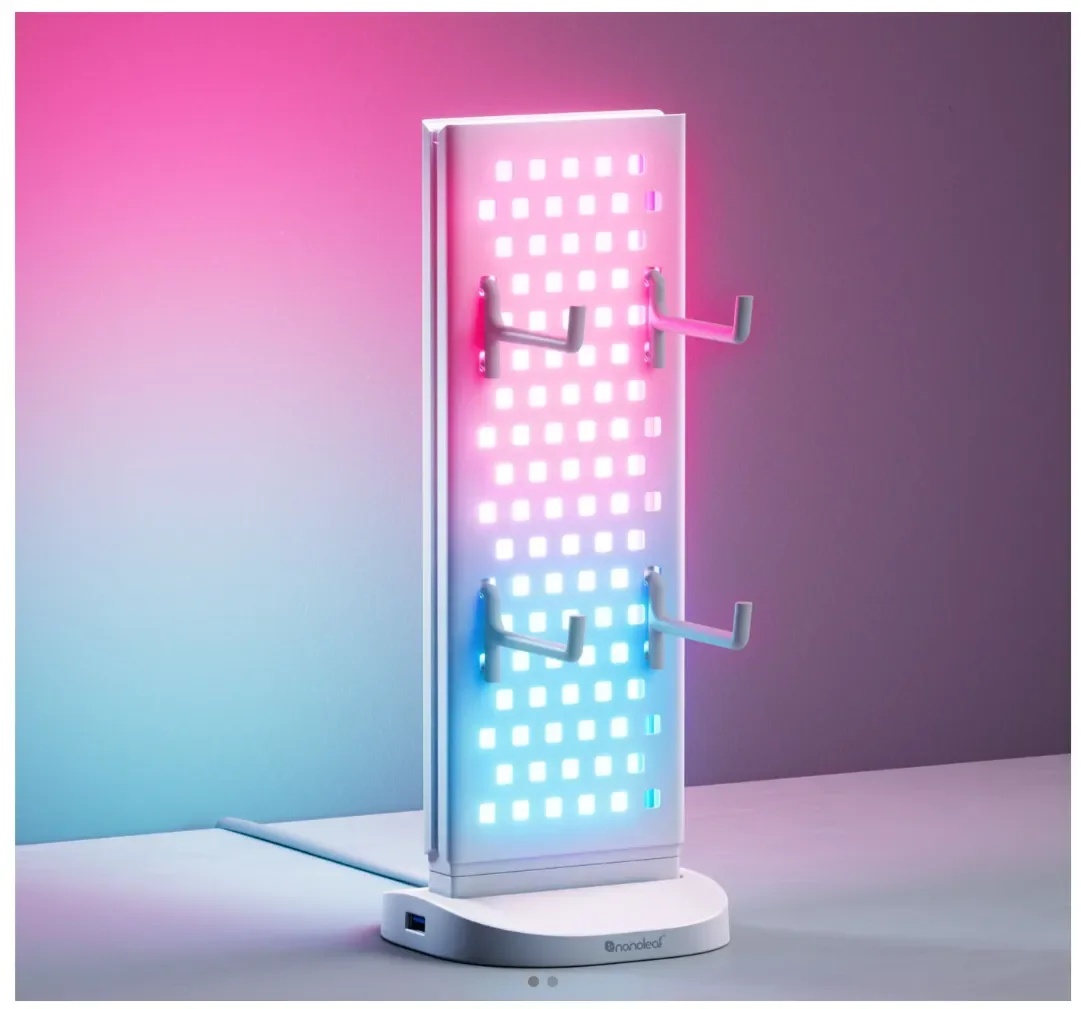 Nanoleaf Pegboard Desk Dock - Valaistu telakointiasema oheislaitteille (valkoinen)