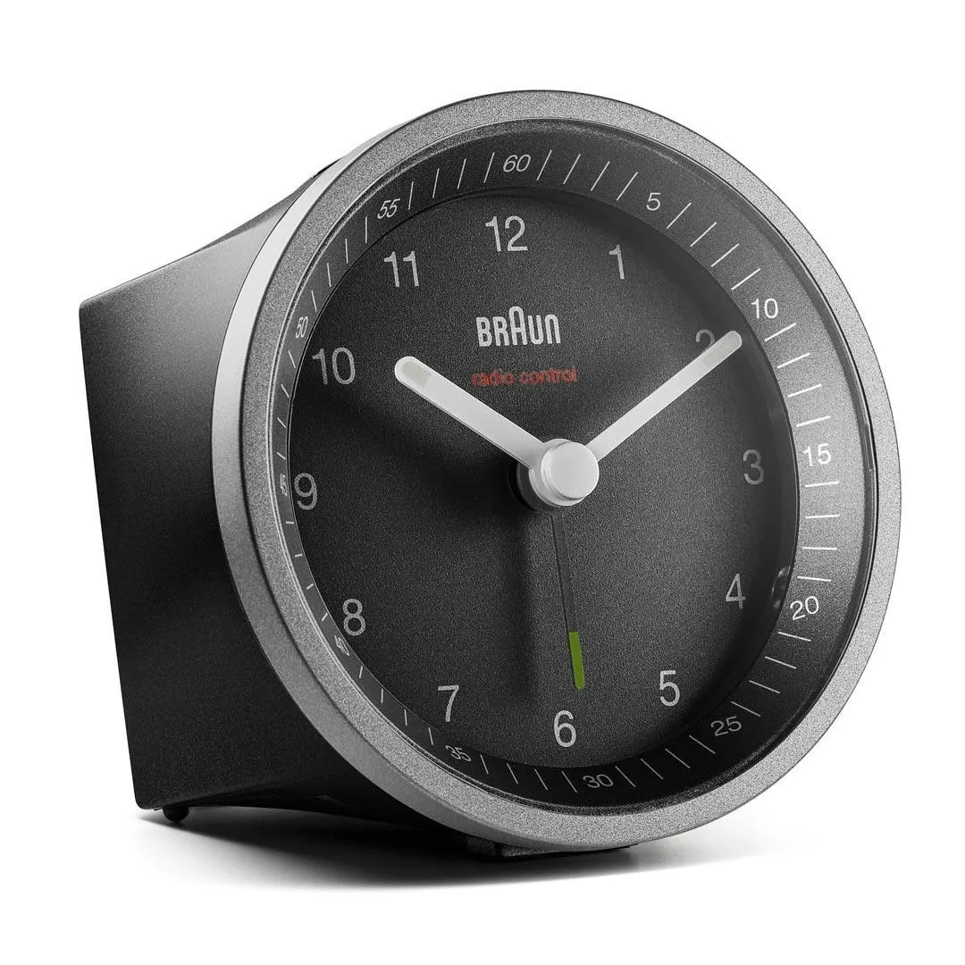 Braun BC 07 SB-DCF Analoginen herätyskello - Musta/Hopea
