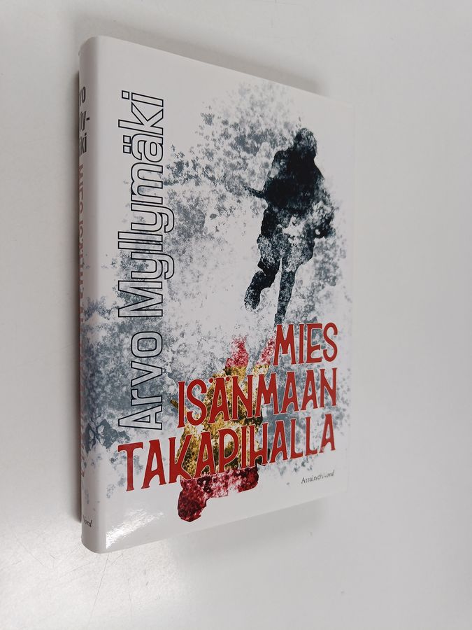Mies isänmaan takapihalla